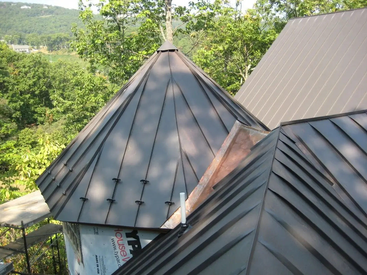 Professional Roof Tarp Installation by Craftsman Roofing in Dalton